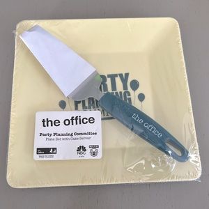 The Office Party Planning Committee Plate Set with Cake Server